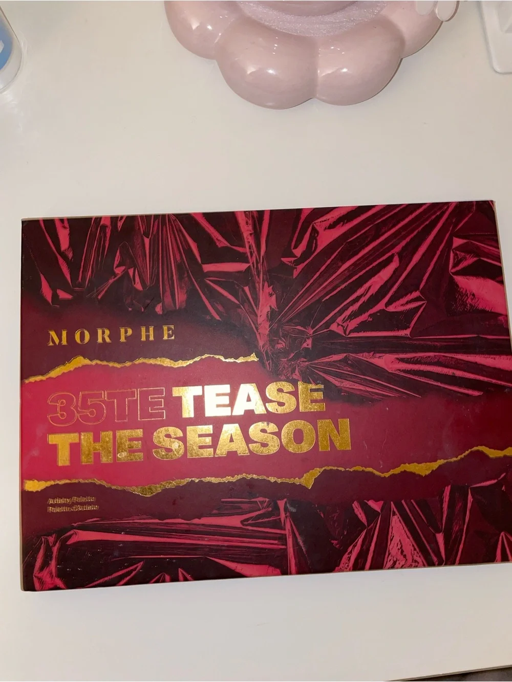 Morphe Tease The Season Eyeshadow Palette - Metallic Red & Gold